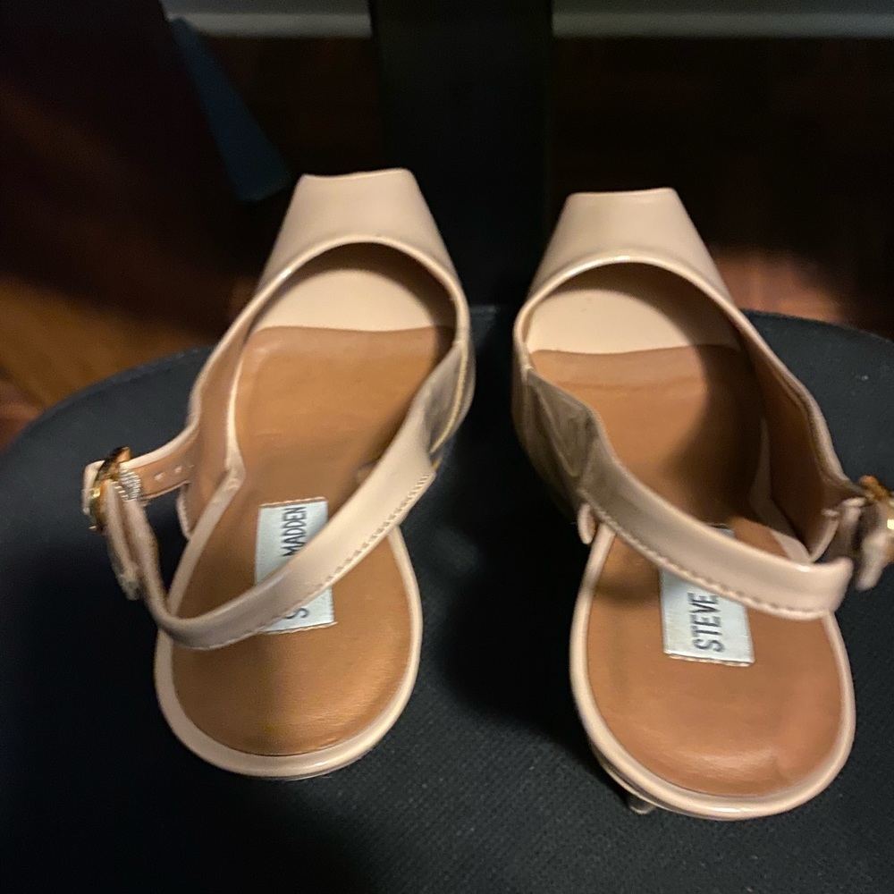 Heels - Picture 2 of 2